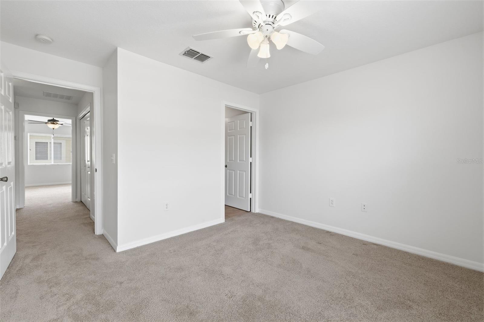 8545 TRAIL WIND DR, TAMPA, FL, 33647