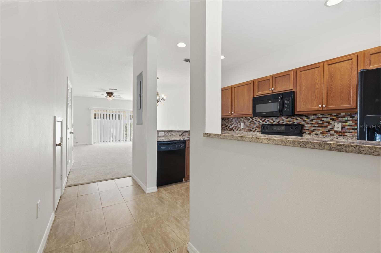 8545 TRAIL WIND DR, TAMPA, FL, 33647