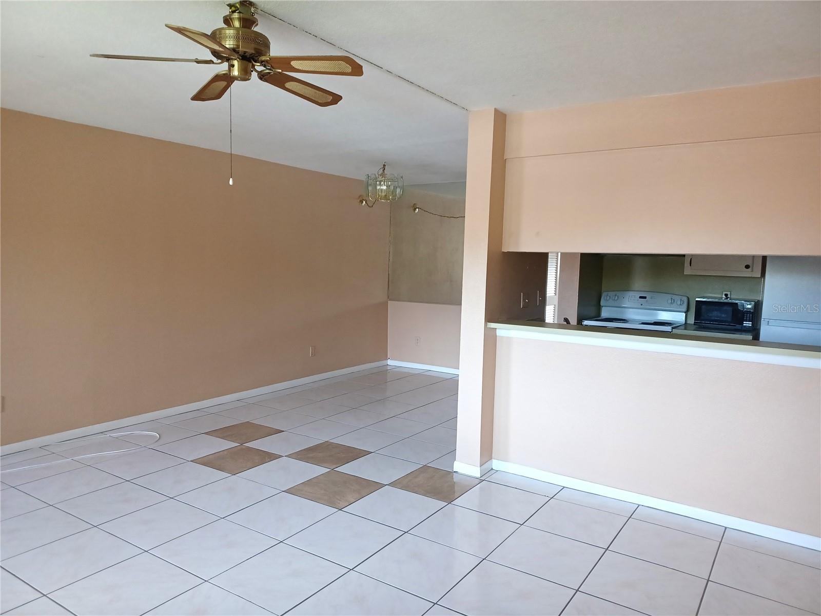 2525 W BAY DR #B22, LARGO, FL, 33770