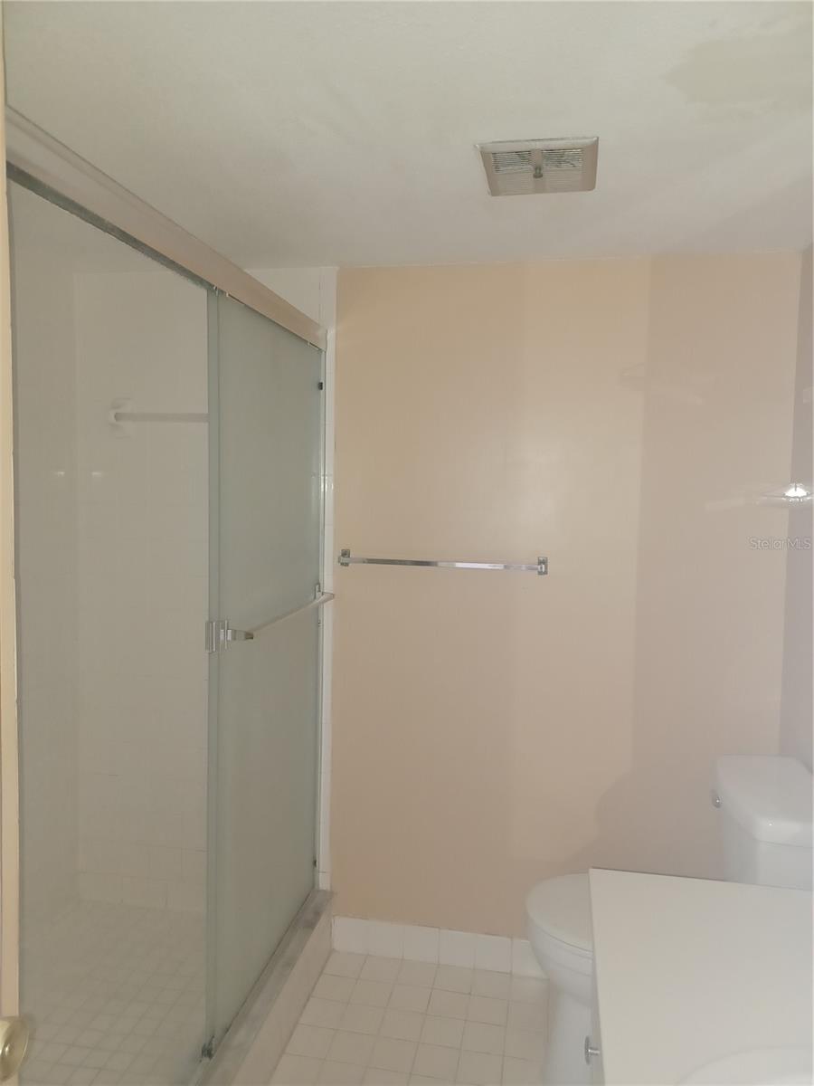 2525 W BAY DR #B22, LARGO, FL, 33770