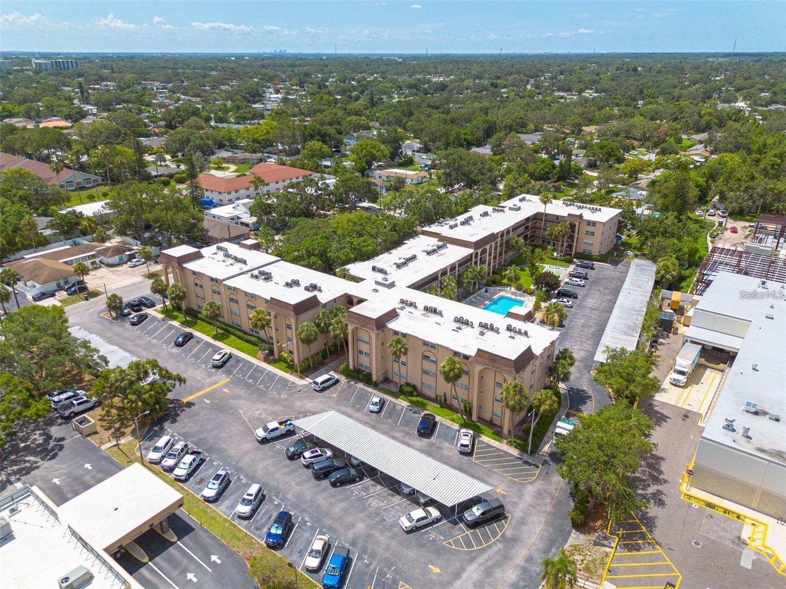 2525 W BAY DR #B22, LARGO, FL, 33770