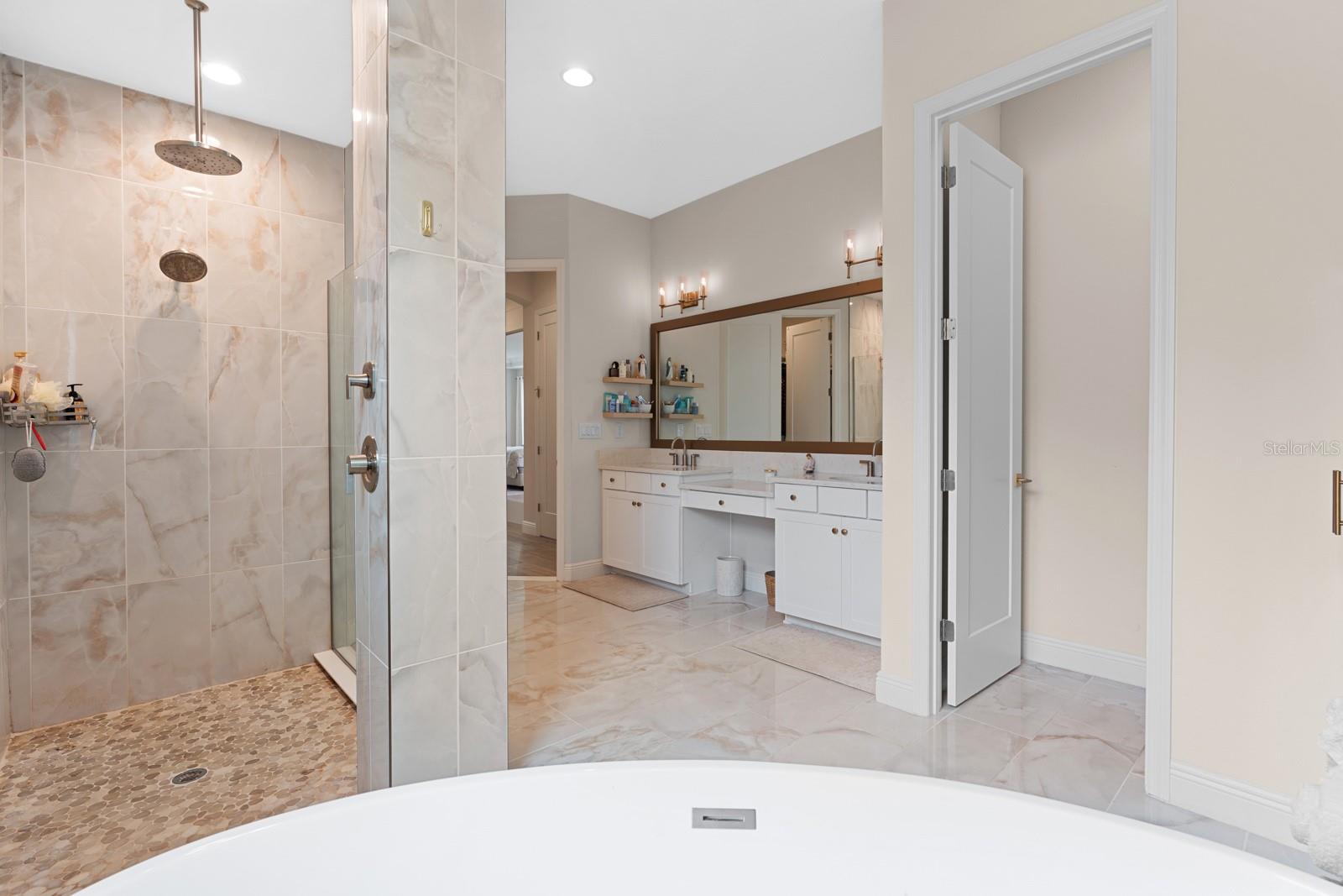14544 SWISS BRIDGE DR, LITHIA, FL, 33547