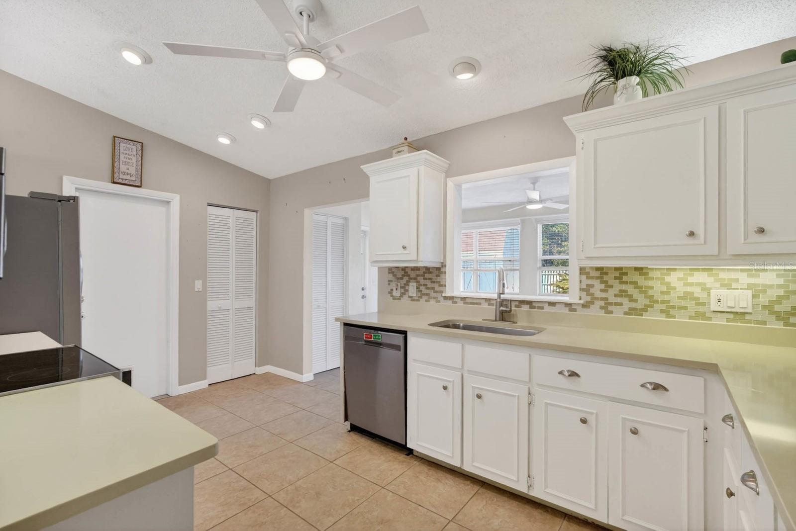 46 WOOD CEDAR DR, PALM COAST, FL, 32164