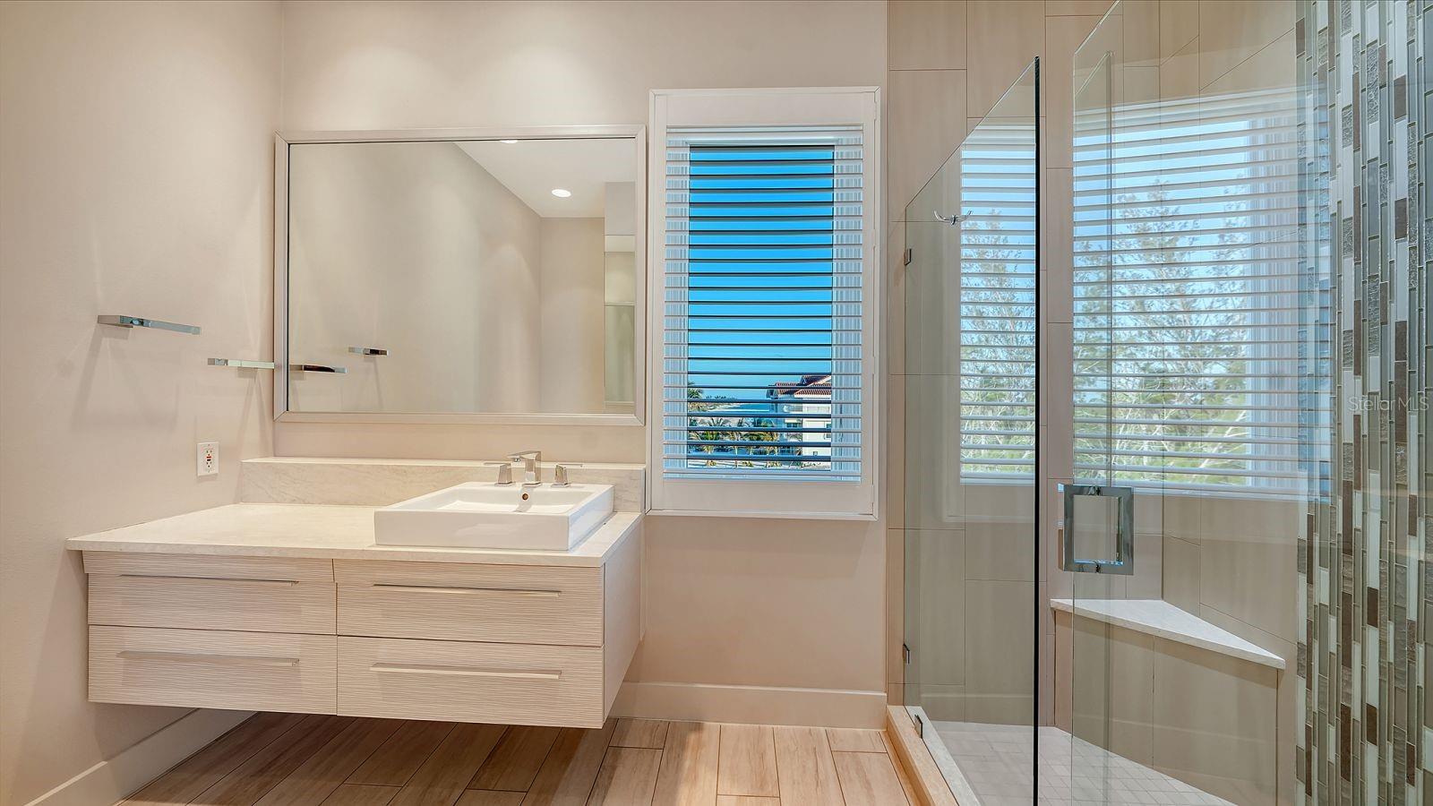 9200 BLIND PASS RD, SARASOTA, FL, 34242