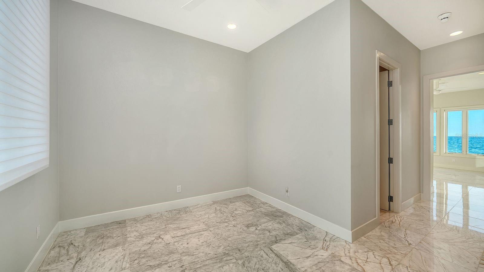 9200 BLIND PASS RD, SARASOTA, FL, 34242