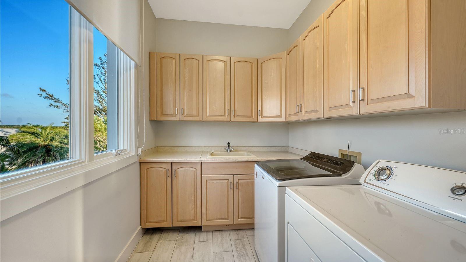 9200 BLIND PASS RD, SARASOTA, FL, 34242