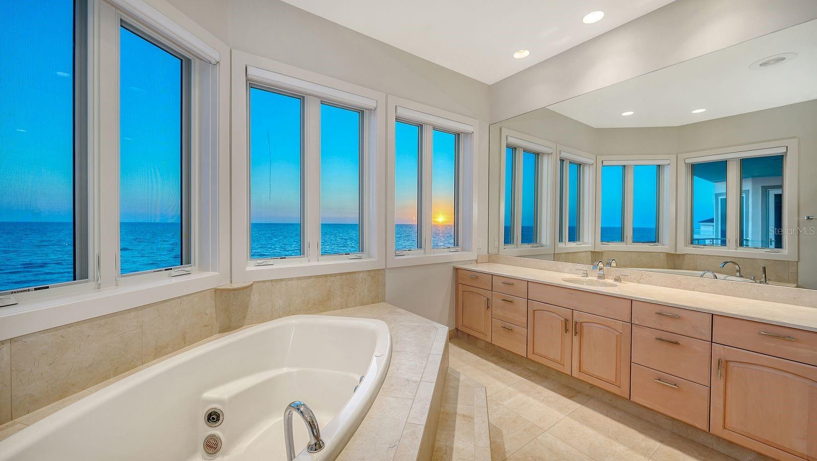 9200 BLIND PASS RD, SARASOTA, FL, 34242