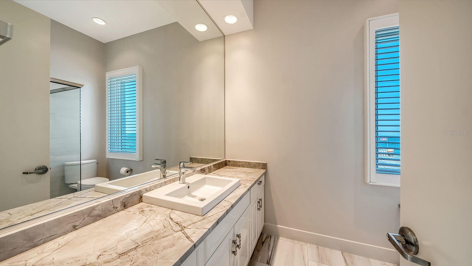 9200 BLIND PASS RD, SARASOTA, FL, 34242