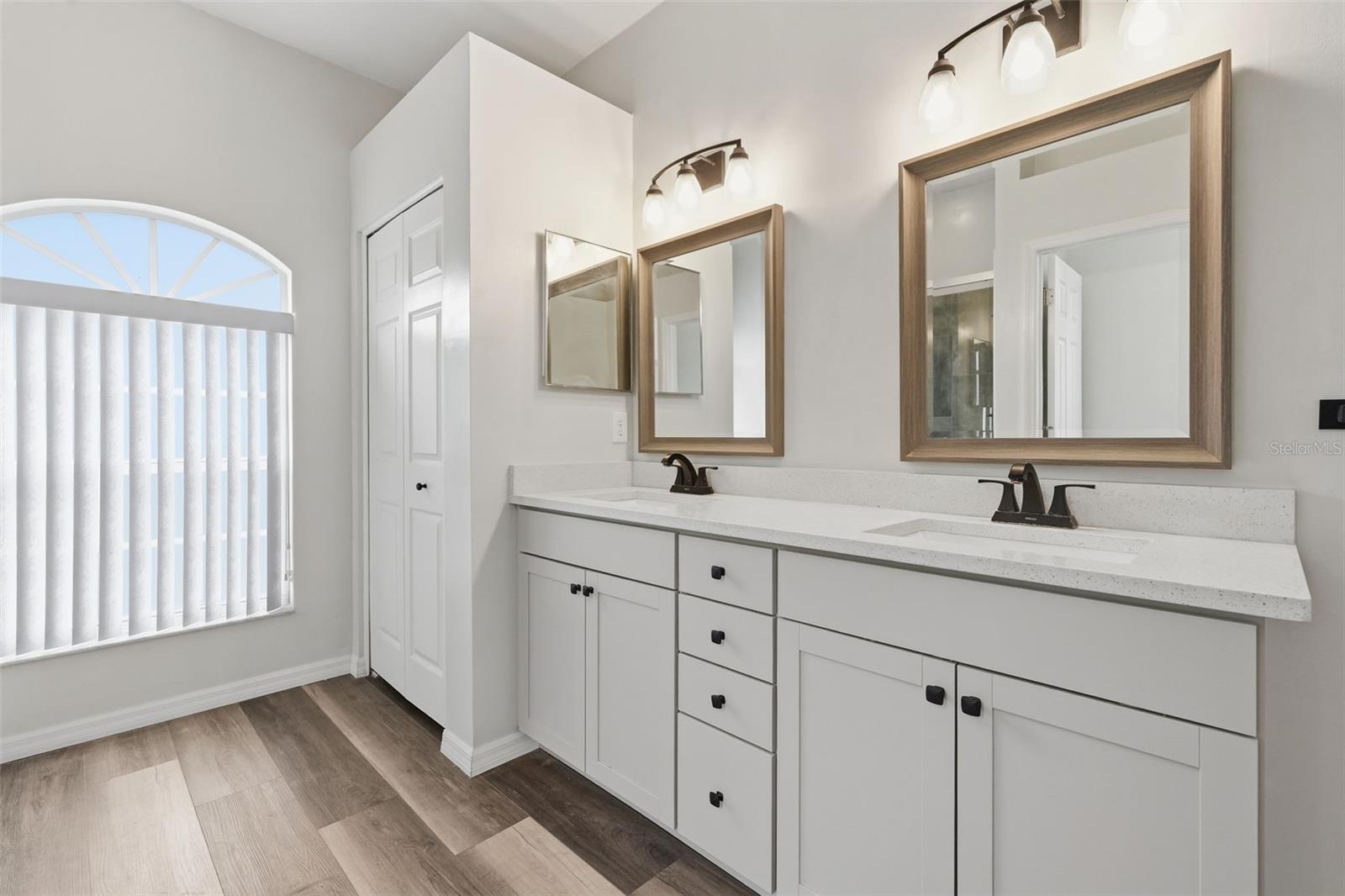 11214 SAILBROOKE DR, RIVERVIEW, FL, 33579