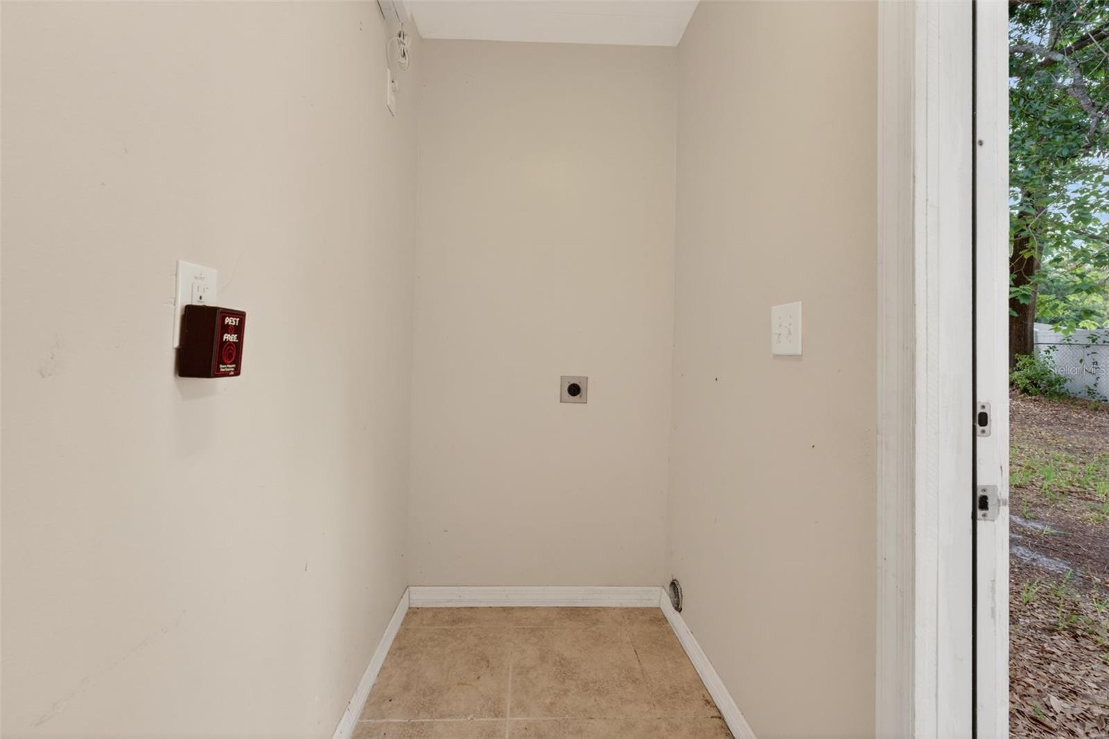 3908 W LEILA AVE, TAMPA, FL, 33616