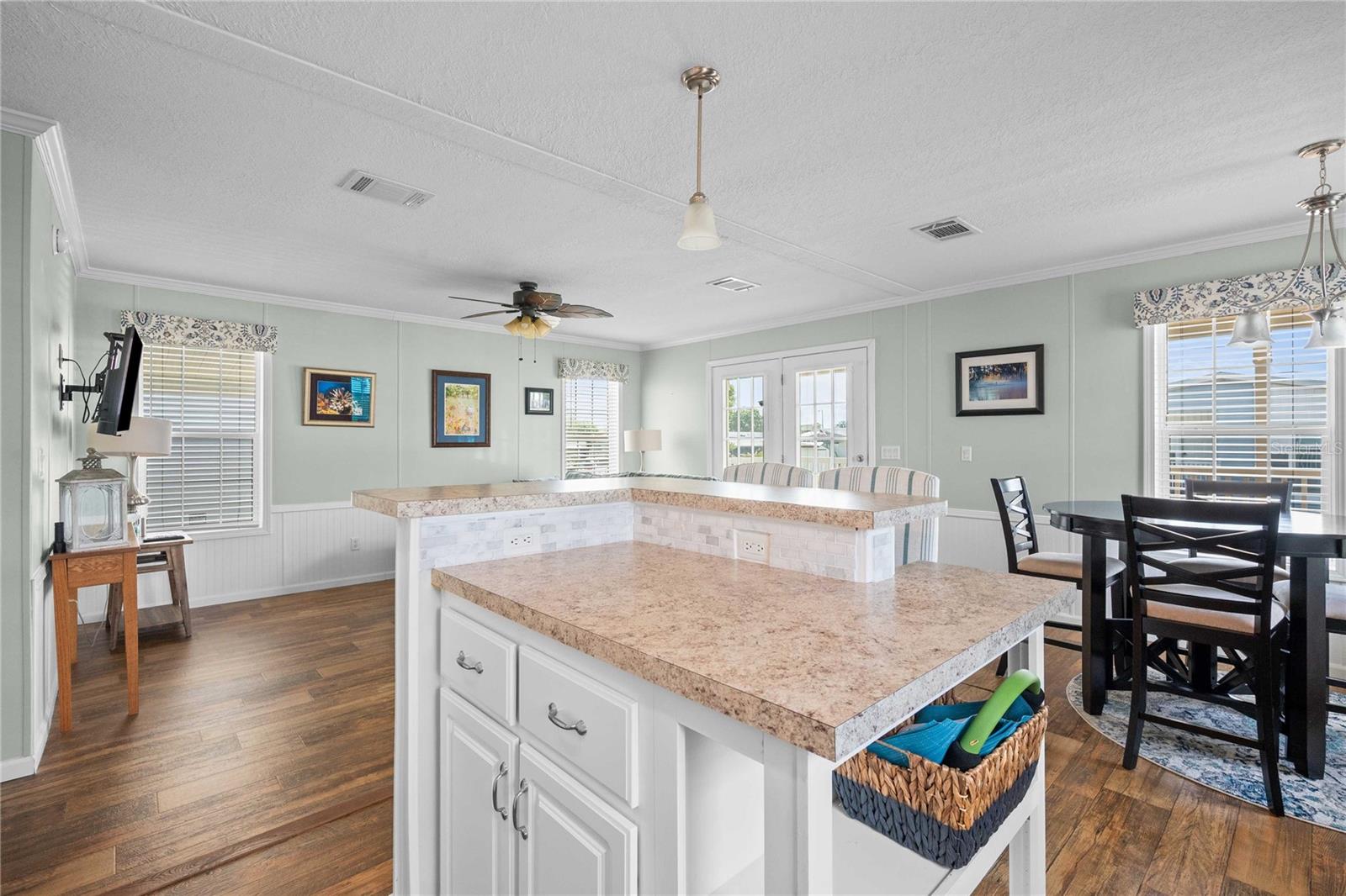 10042 COLLINGWOOD AVE, DADE CITY, FL, 33525