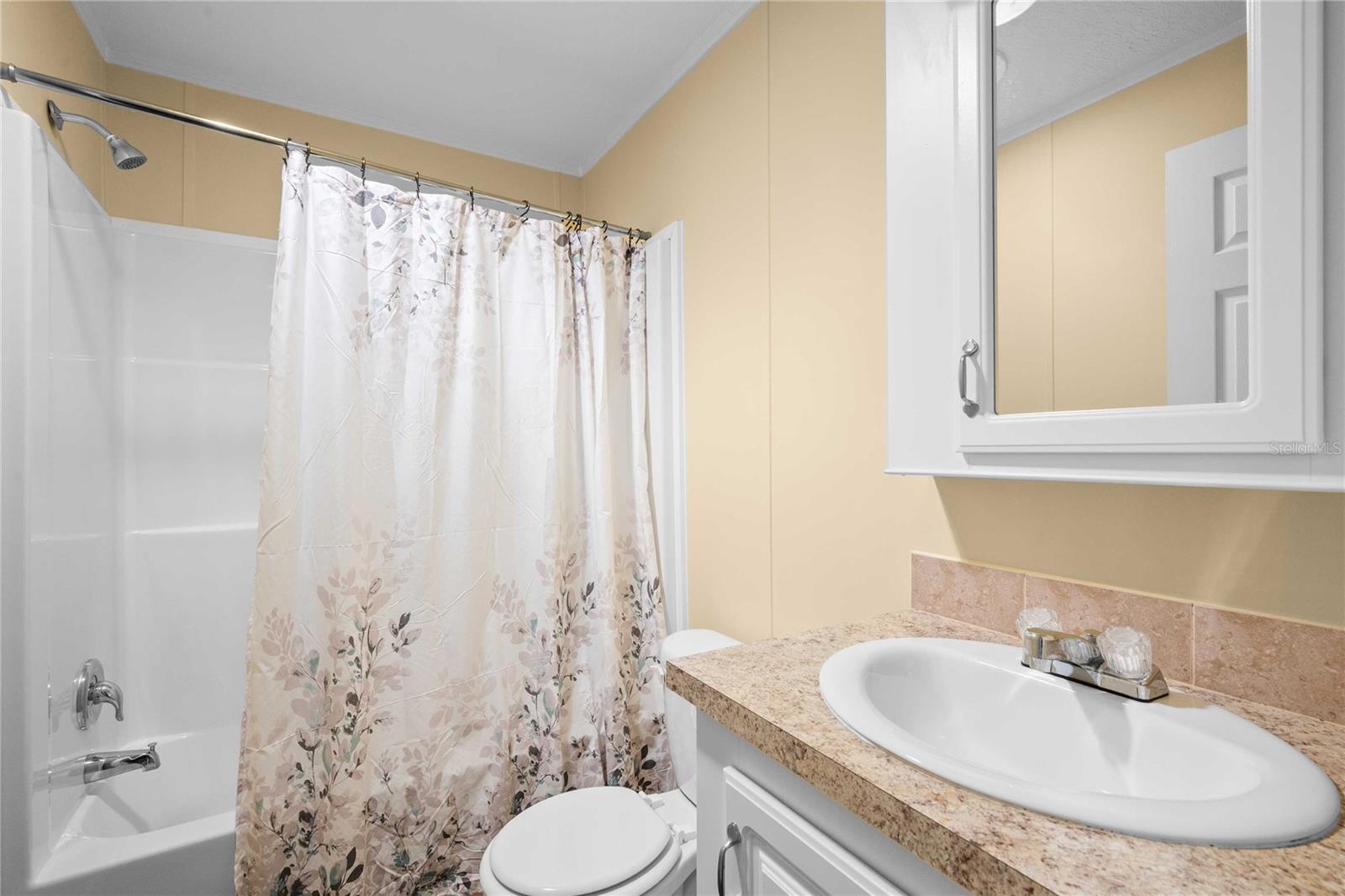 10042 COLLINGWOOD AVE, DADE CITY, FL, 33525