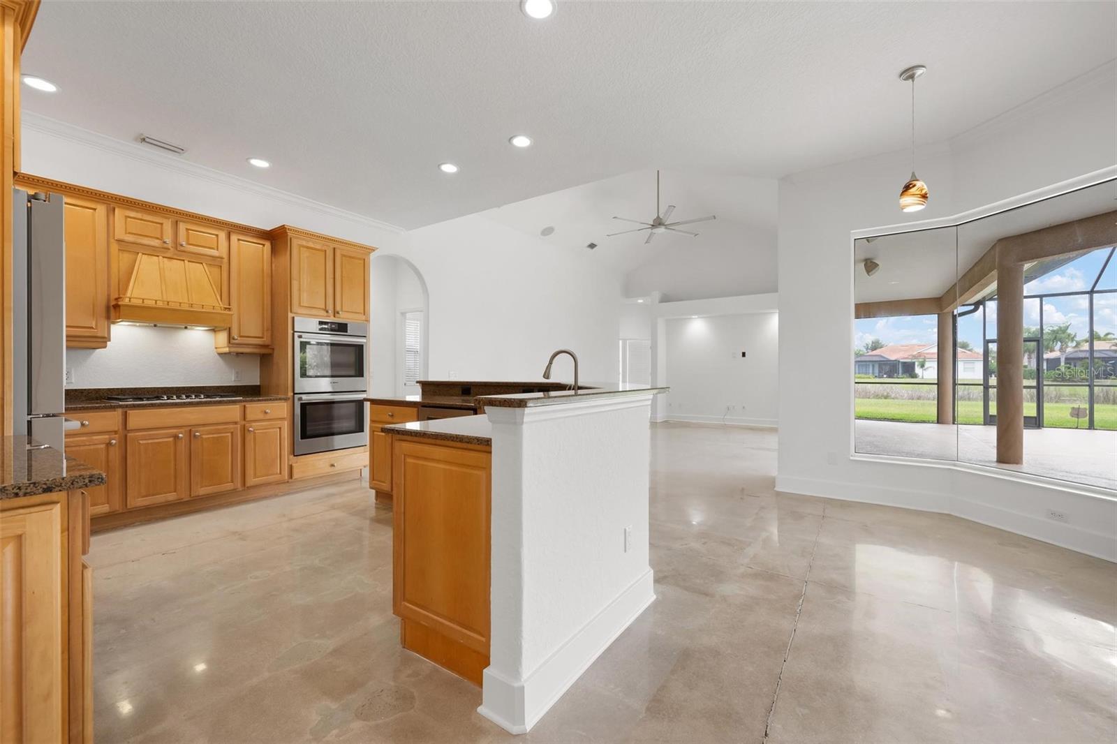 12428 NATUREVIEW CIR, BRADENTON, FL, 34212