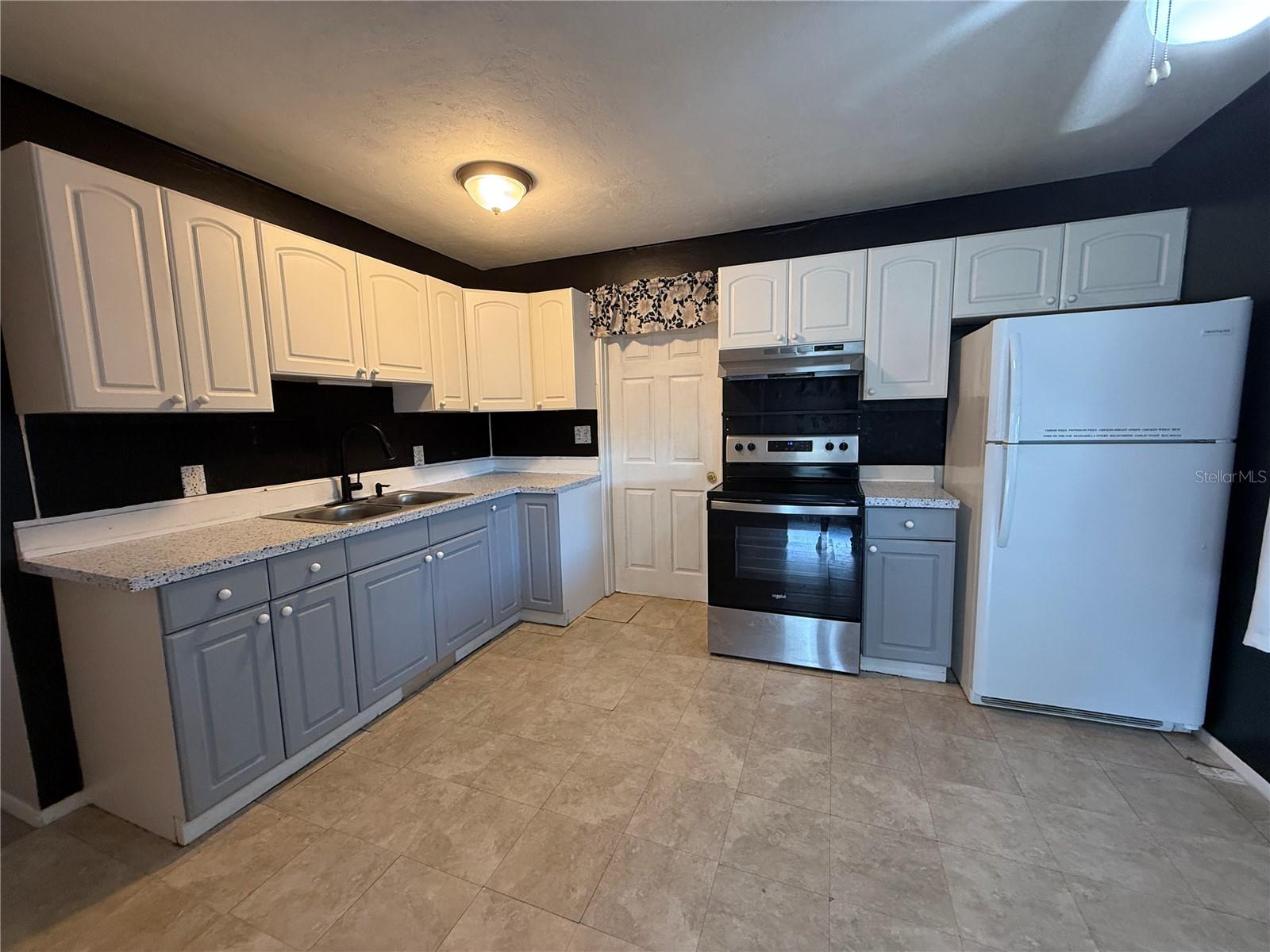 2402 9TH ST E, BRADENTON, FL, 34208