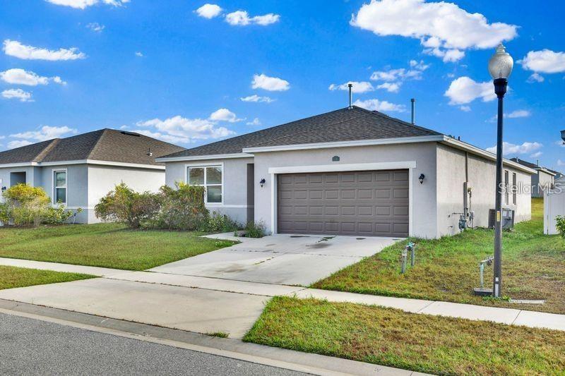 3345 CURLEW AVE, LEESBURG, FL, 34748