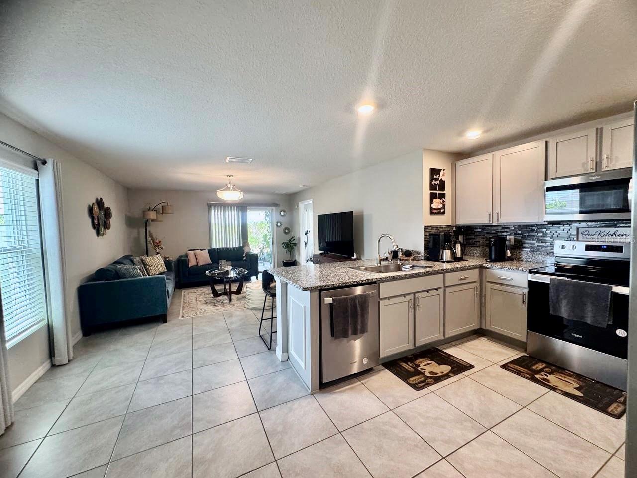 16605 MOSAIC OAR DR, WIMAUMA, FL, 33598
