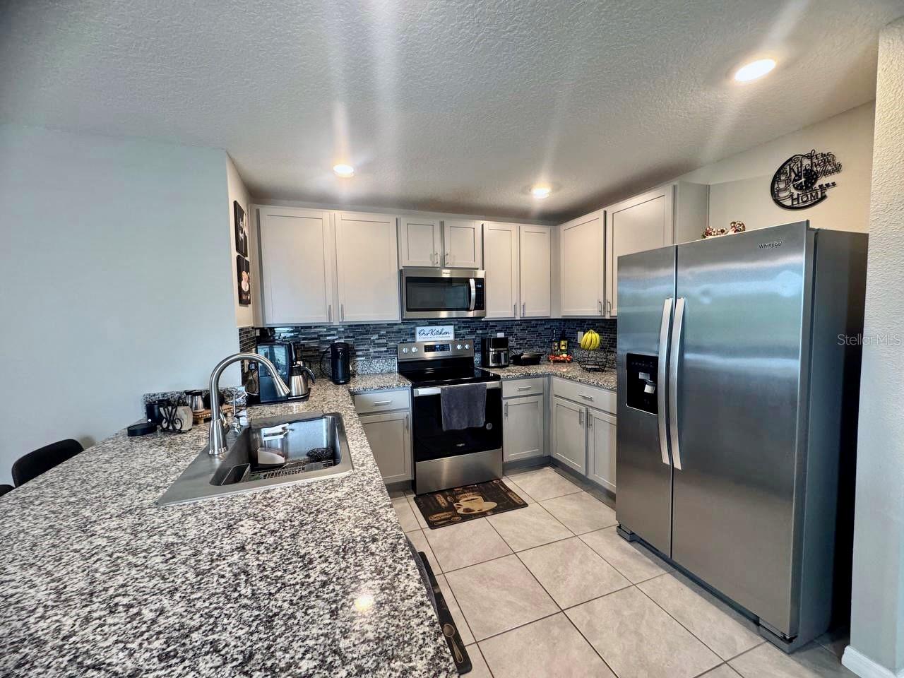 16605 MOSAIC OAR DR, WIMAUMA, FL, 33598