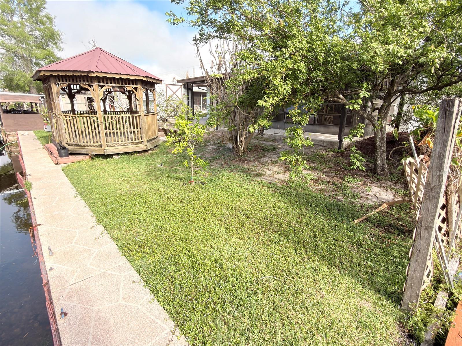 1241 SHAMROCK DR, SEBRING, FL, 33875