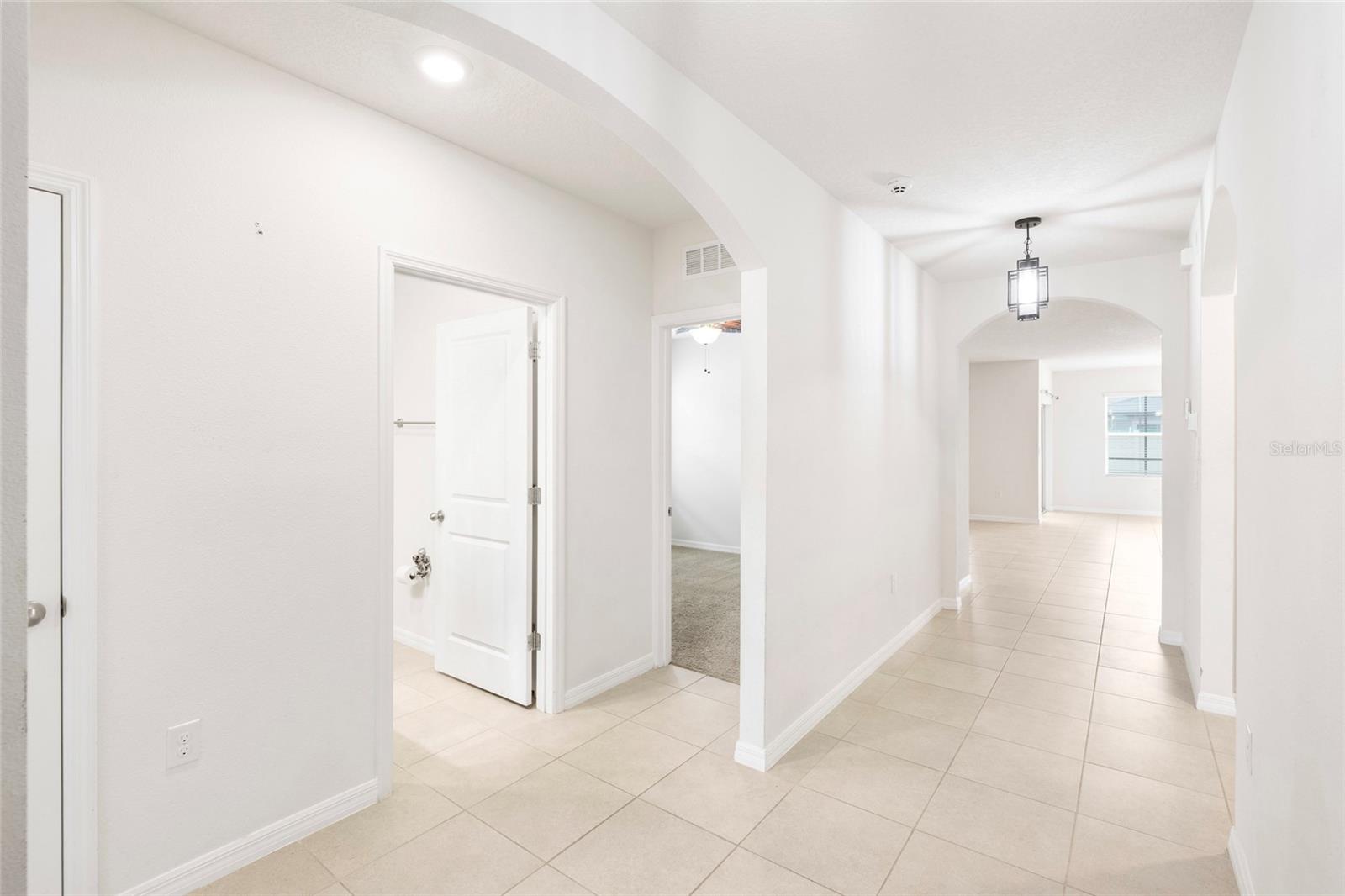 1523 GLEN GROVE LOOP, WESLEY CHAPEL, FL, 33543