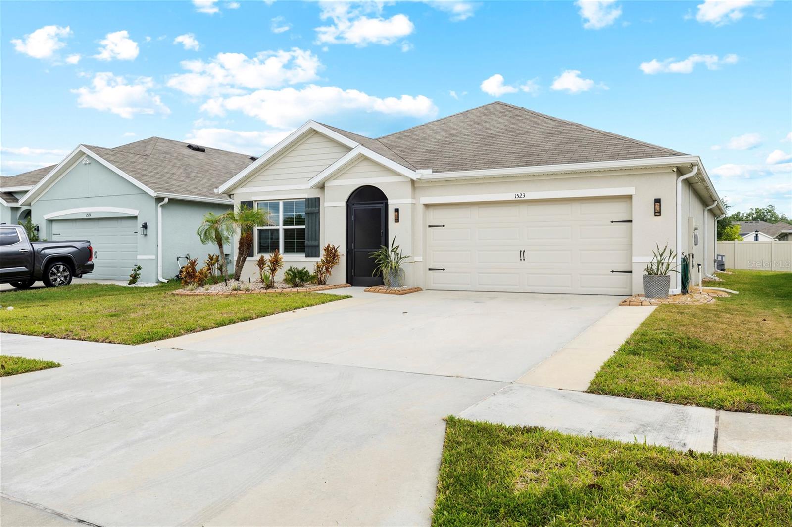 1523 GLEN GROVE LOOP, WESLEY CHAPEL, FL, 33543