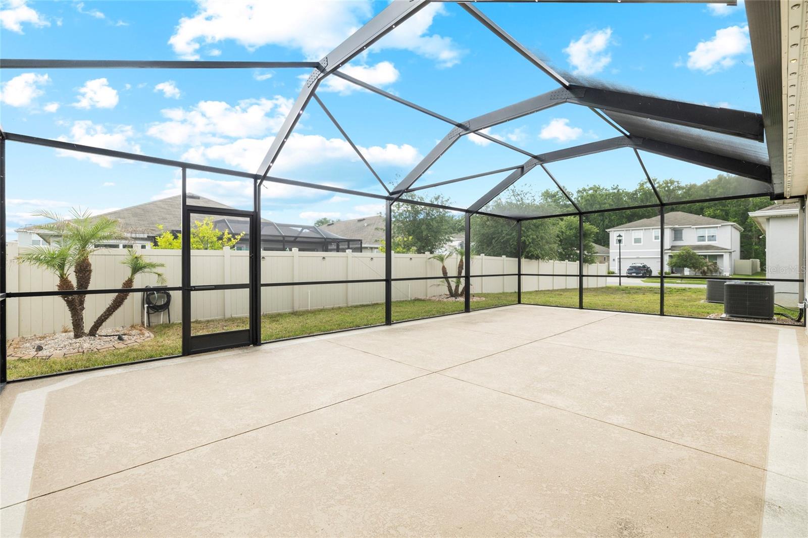 1523 GLEN GROVE LOOP, WESLEY CHAPEL, FL, 33543