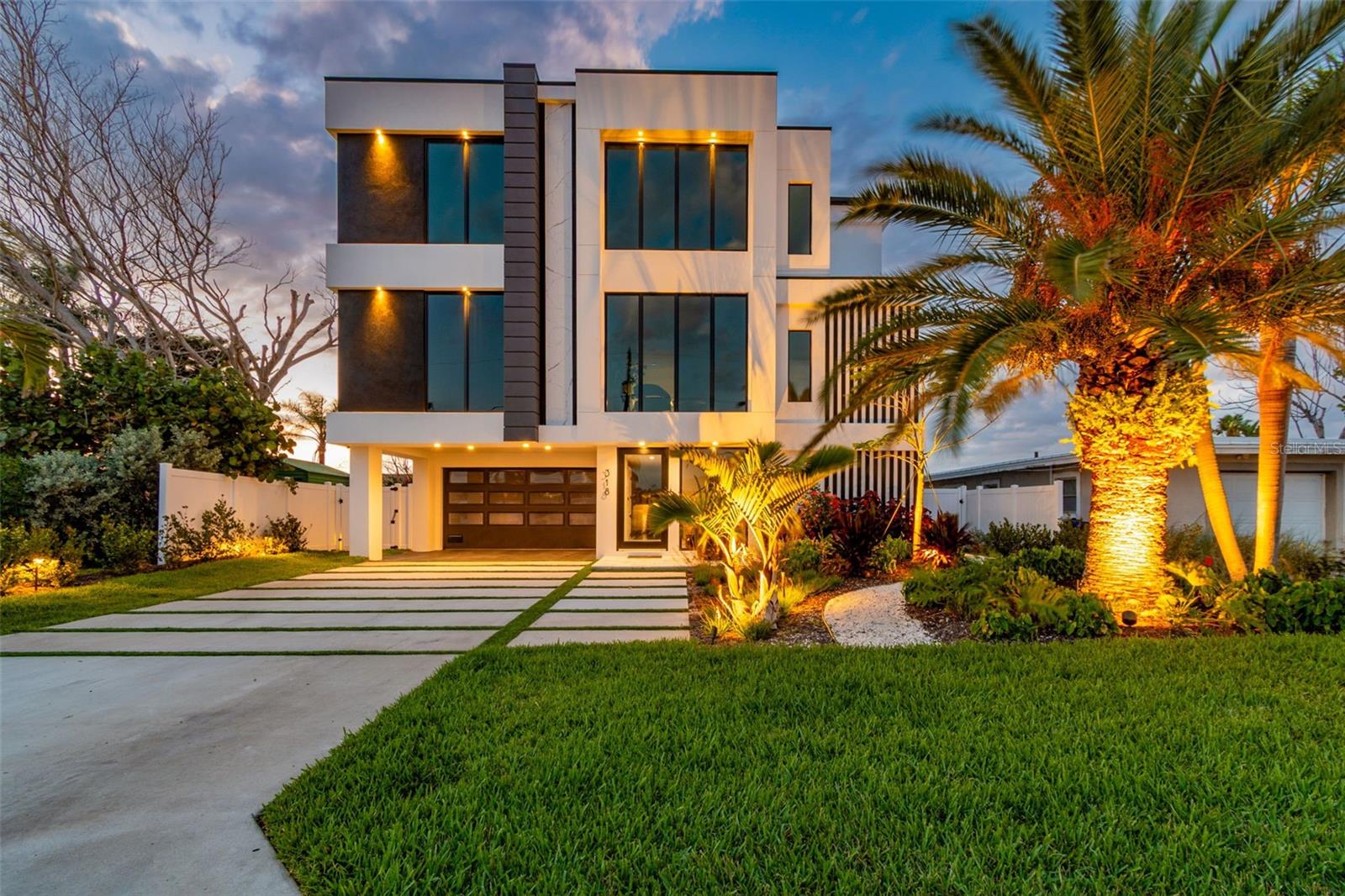 318 LA HACIENDA DR, INDIAN ROCKS BEACH, FL, 33785