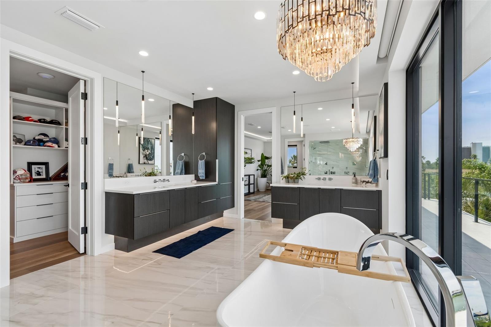 318 LA HACIENDA DR, INDIAN ROCKS BEACH, FL, 33785