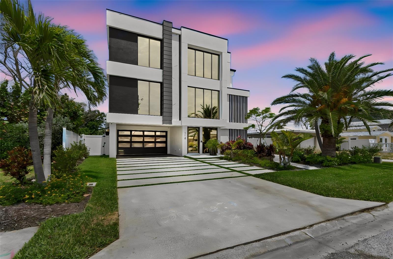 318 LA HACIENDA DR, INDIAN ROCKS BEACH, FL, 33785