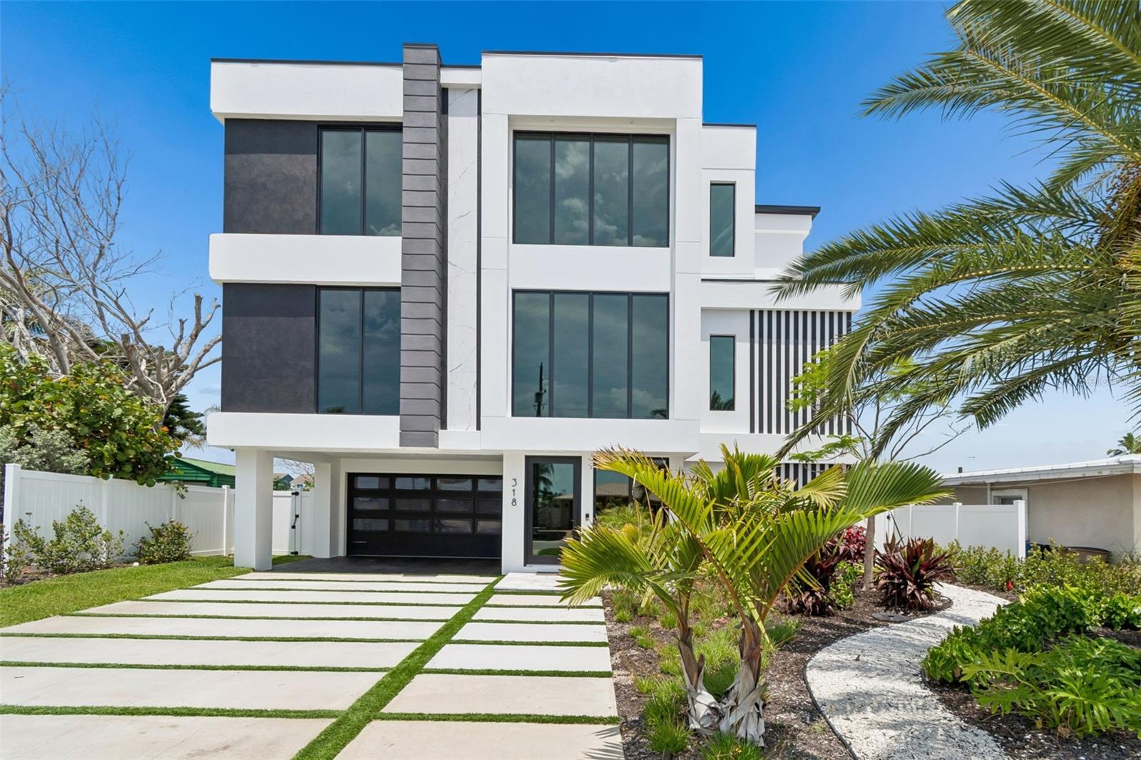 318 LA HACIENDA DR, INDIAN ROCKS BEACH, FL, 33785