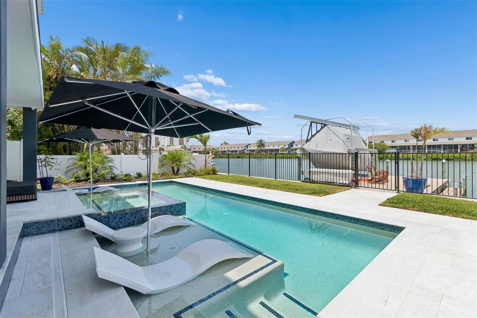 318 LA HACIENDA DR, INDIAN ROCKS BEACH, FL, 33785