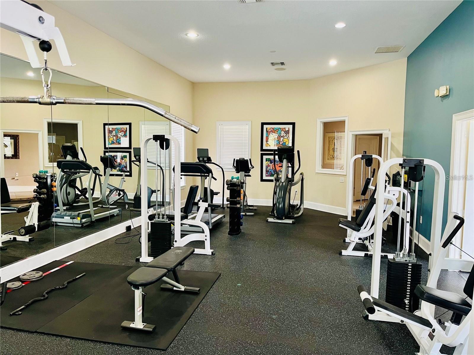 18105 VILLA CREEK DR, TAMPA, FL, 33647
