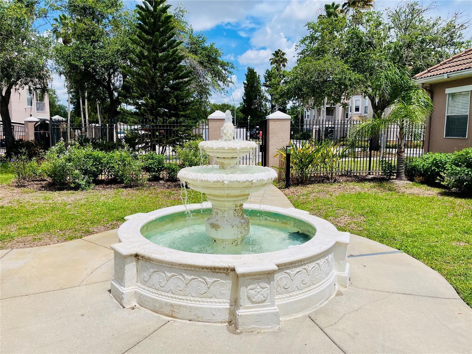 18105 VILLA CREEK DR, TAMPA, FL, 33647