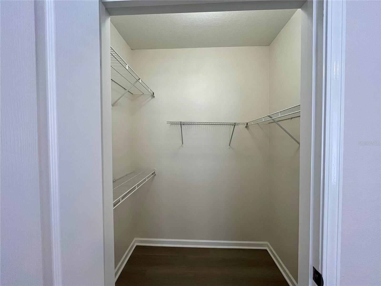 18105 VILLA CREEK DR, TAMPA, FL, 33647