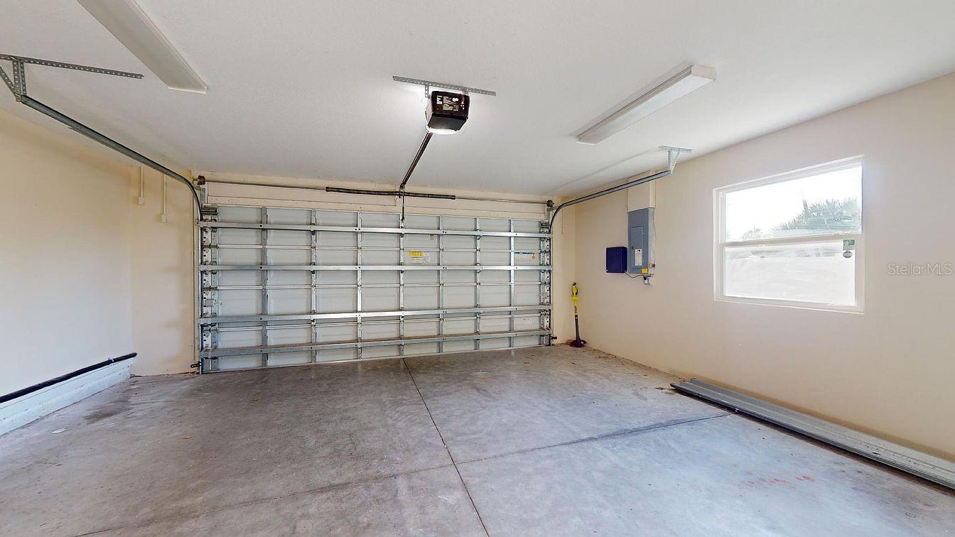 2011 OUTER DR #1, SARASOTA, FL, 34231