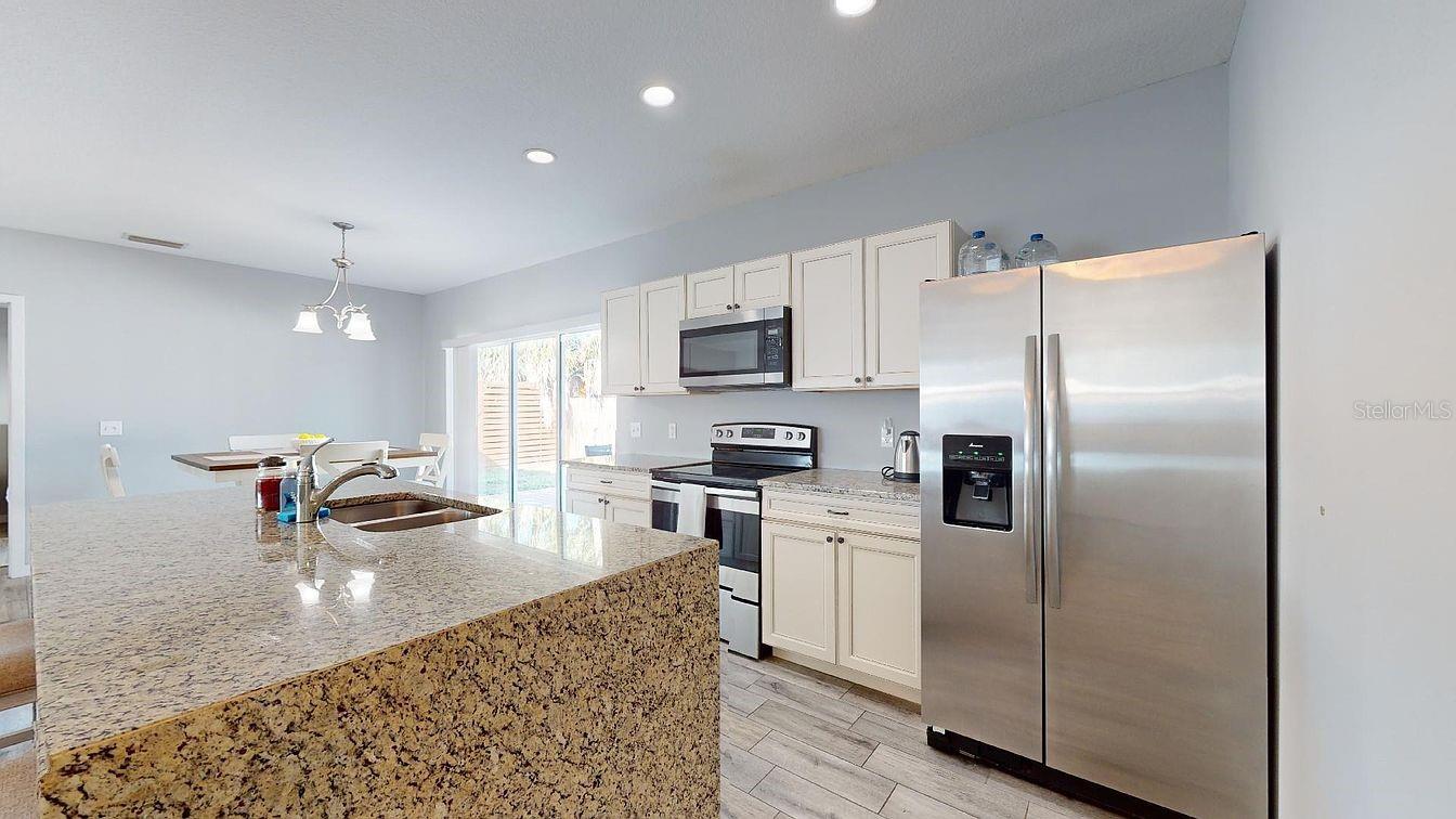 2011 OUTER DR #1, SARASOTA, FL, 34231