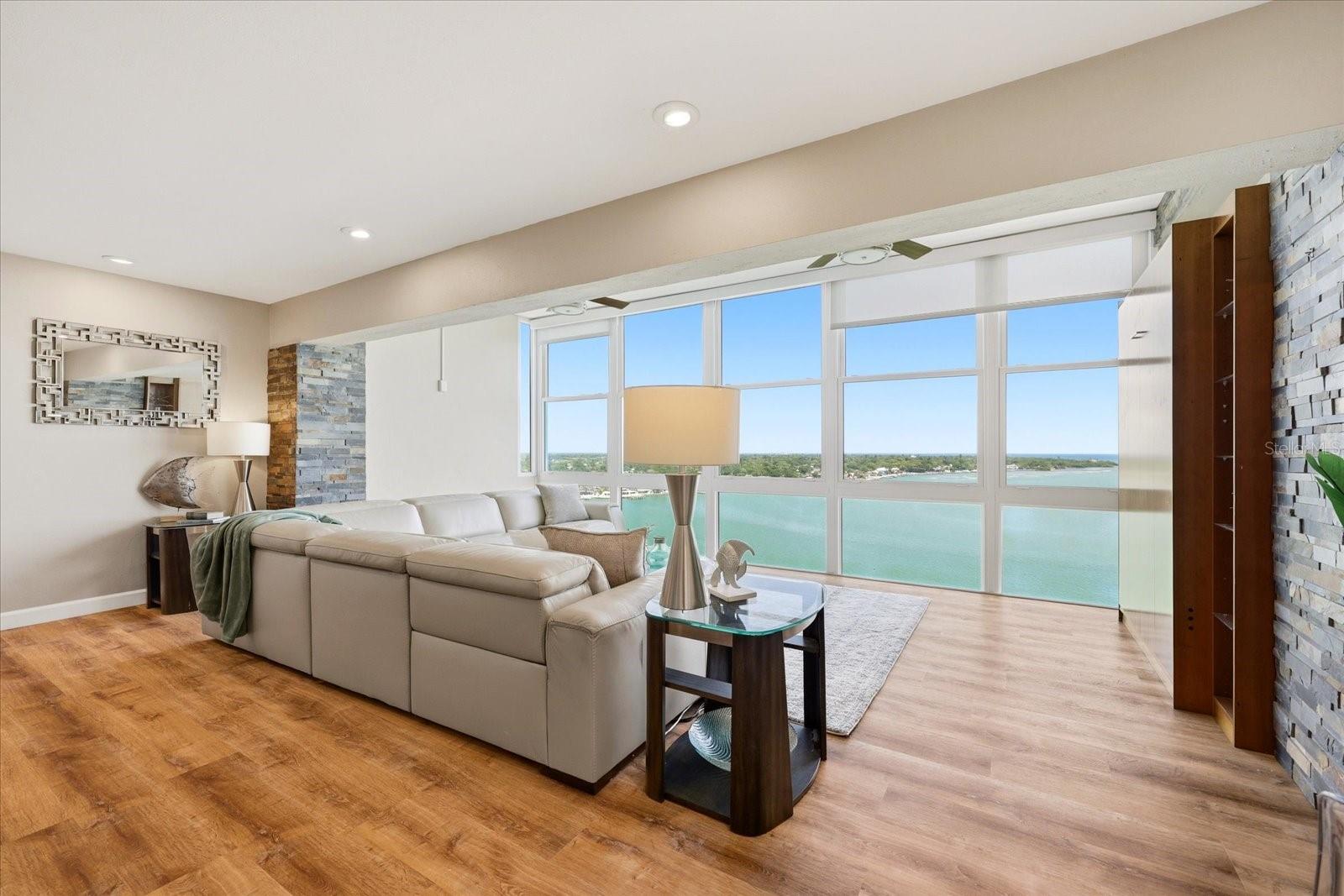 7200 SUNSHINE SKYWAY LN S #16G, ST PETERSBURG, FL, 33711