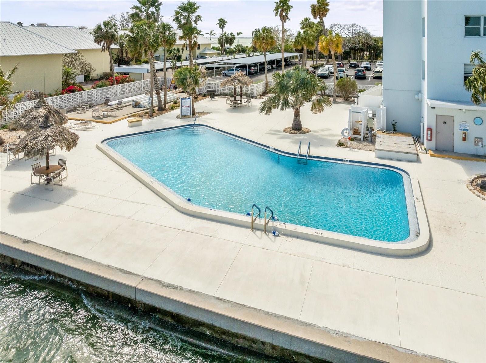 7200 SUNSHINE SKYWAY LN S #16G, ST PETERSBURG, FL, 33711