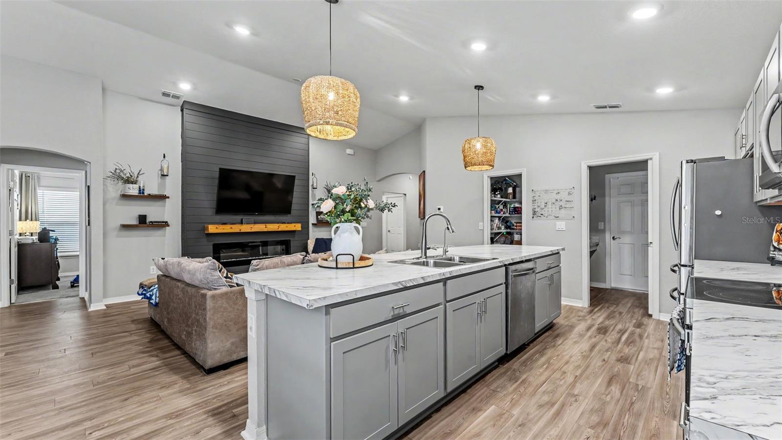 1244 MEZZAVALLE WAY, AUBURNDALE, FL, 33823