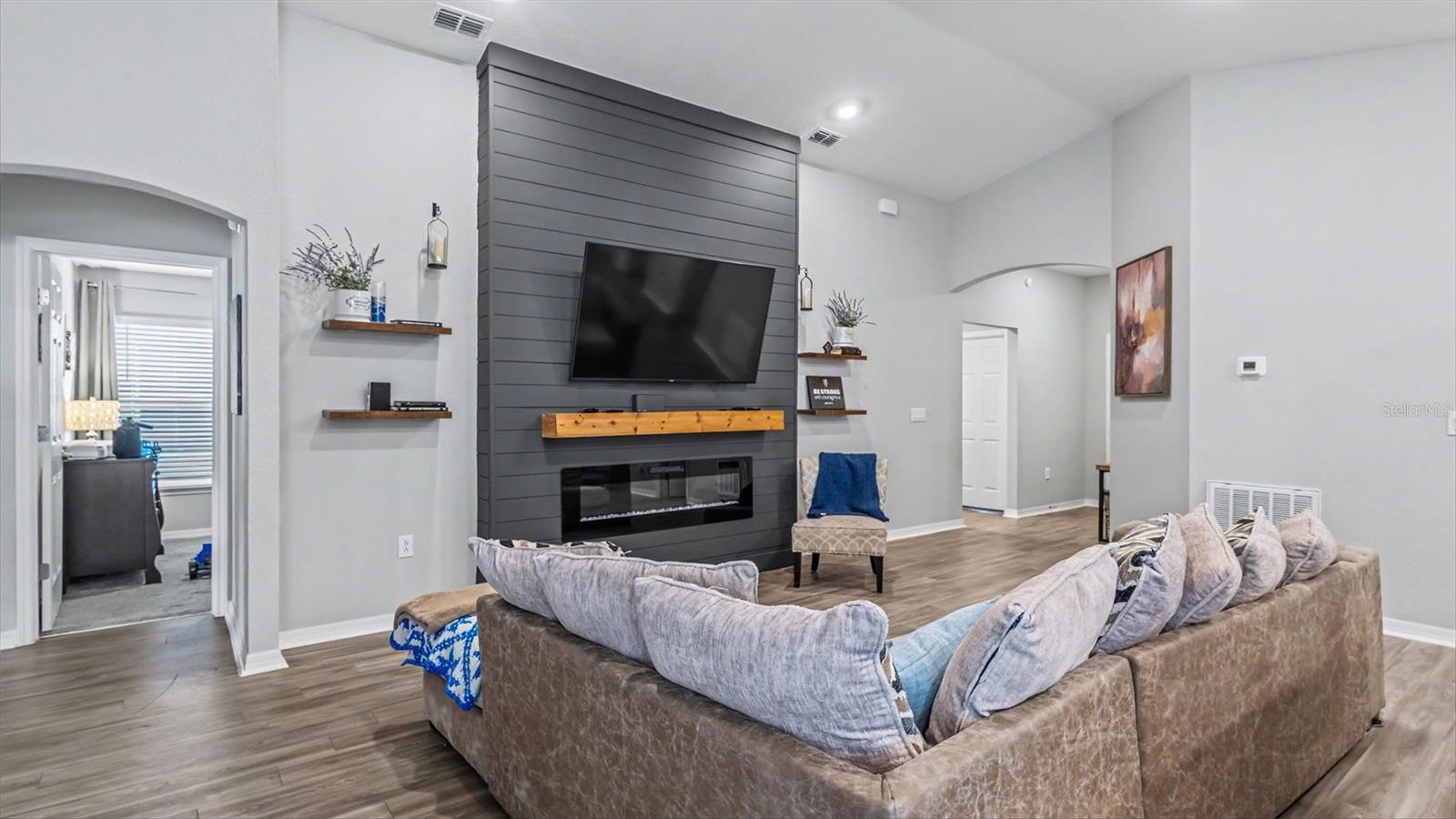 1244 MEZZAVALLE WAY, AUBURNDALE, FL, 33823
