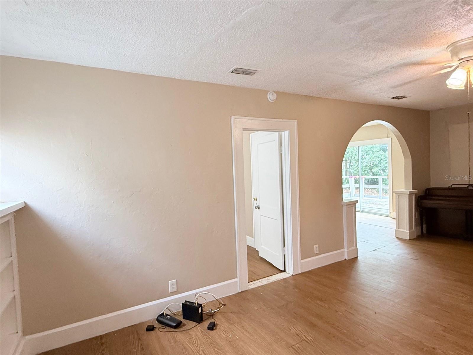 2010 22ND ST S, ST PETERSBURG, FL, 33712