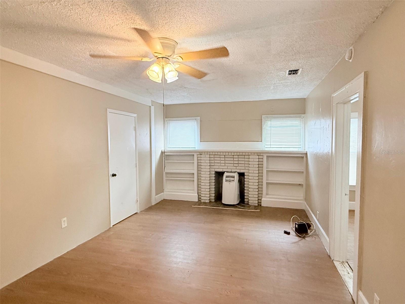 2010 22ND ST S, ST PETERSBURG, FL, 33712