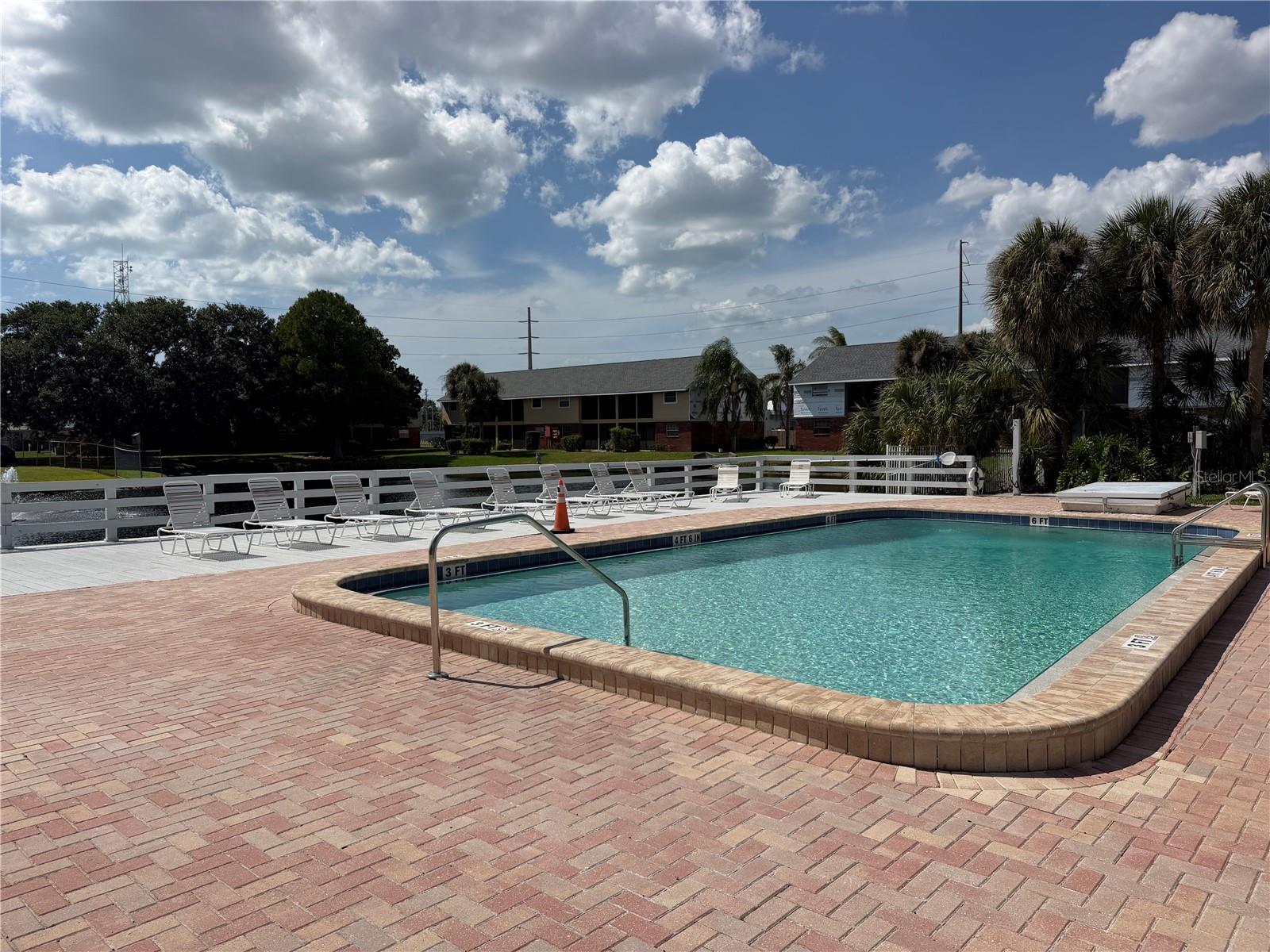 200 COUNTRY CLUB DR #1505, LARGO, FL, 33771
