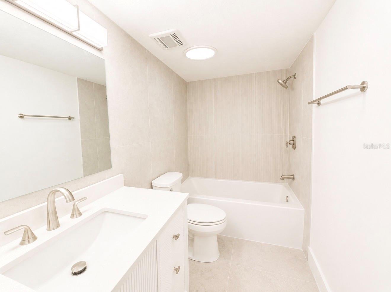 200 COUNTRY CLUB DR #1505, LARGO, FL, 33771