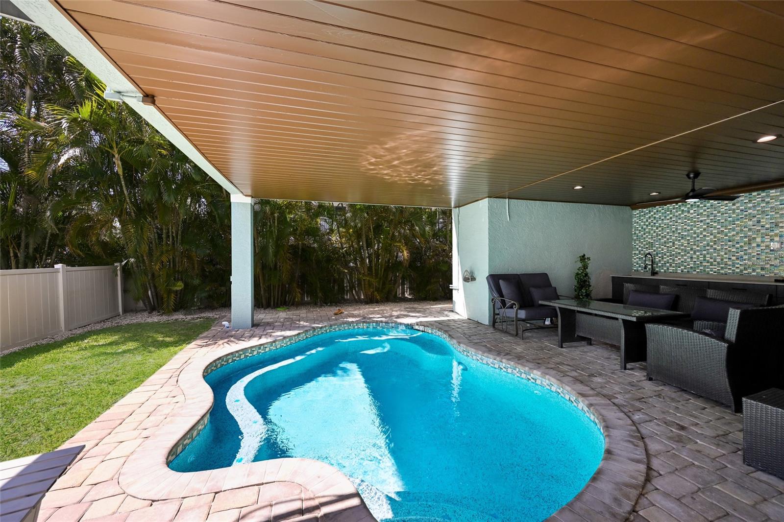 109 6TH ST N #A & B, BRADENTON BEACH, FL, 34217