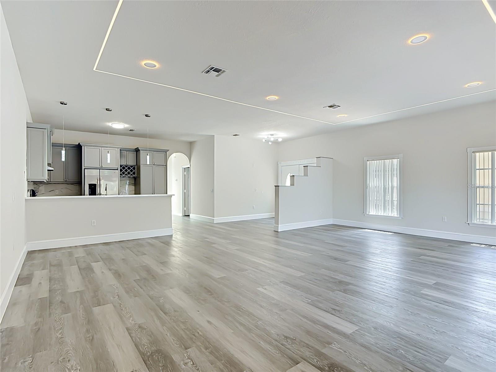 1008 UNIVERSAL REST PL, KISSIMMEE, FL, 34744
