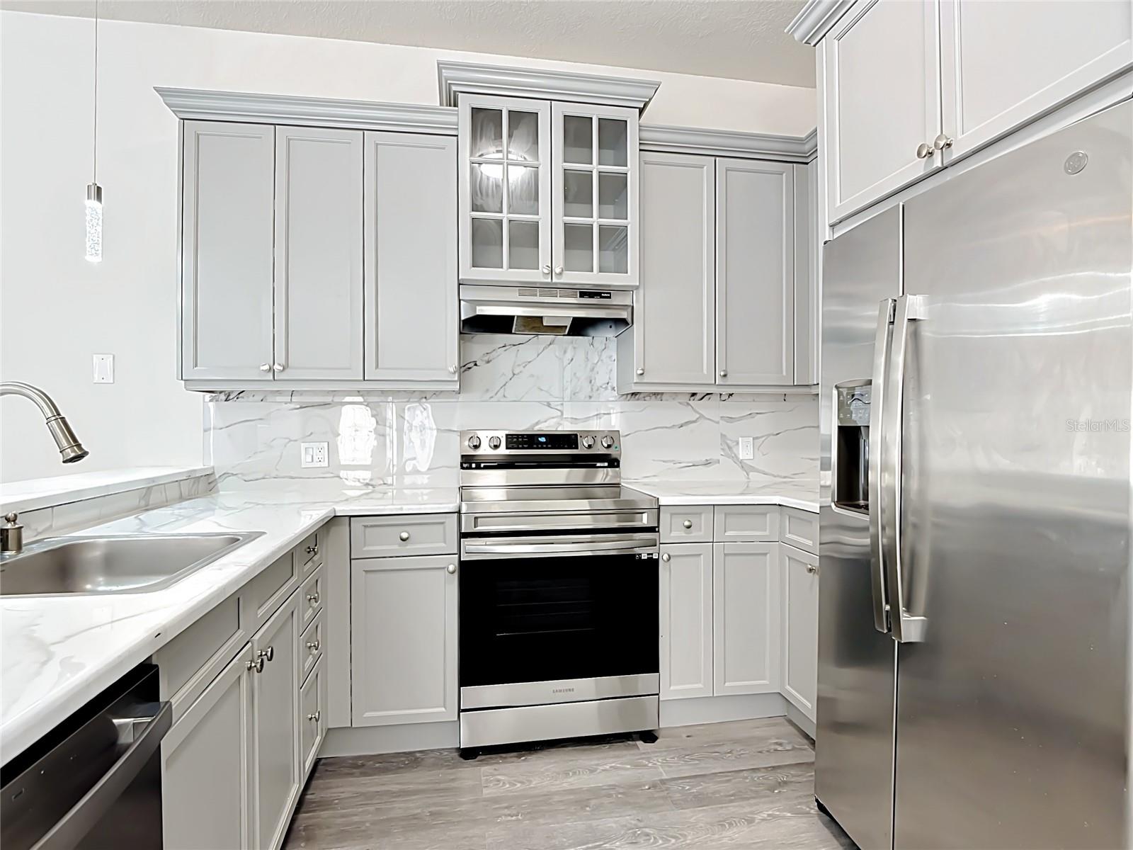 1008 UNIVERSAL REST PL, KISSIMMEE, FL, 34744