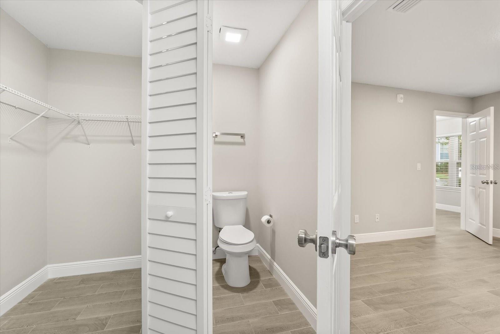 2592 GRASSY POINT DR #104, LAKE MARY, FL, 32746