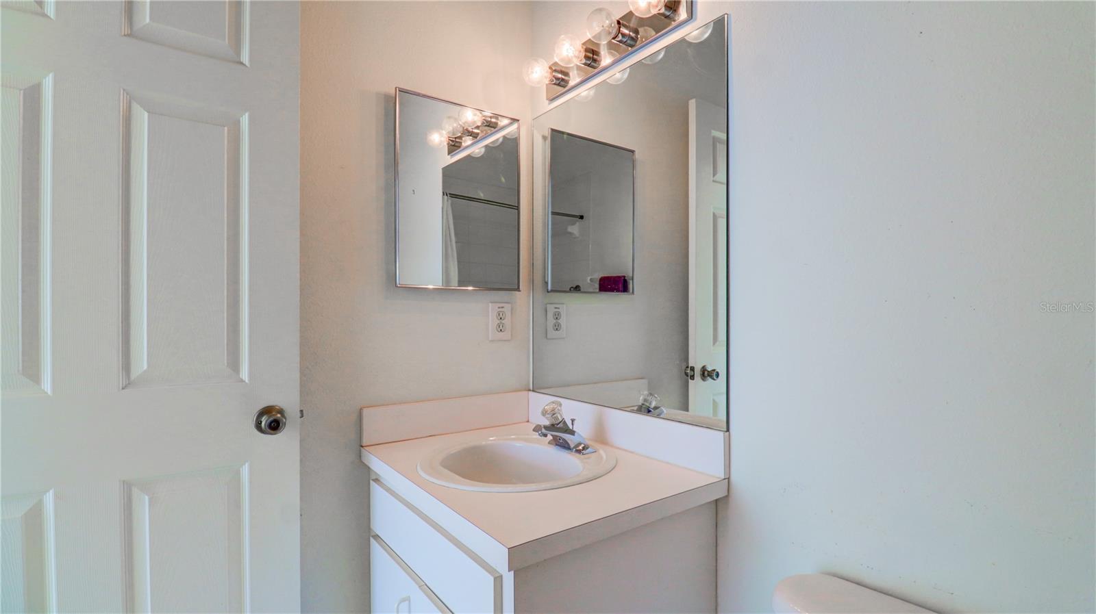 12306 BERKELEY SQUARE DR, TAMPA, FL, 33626