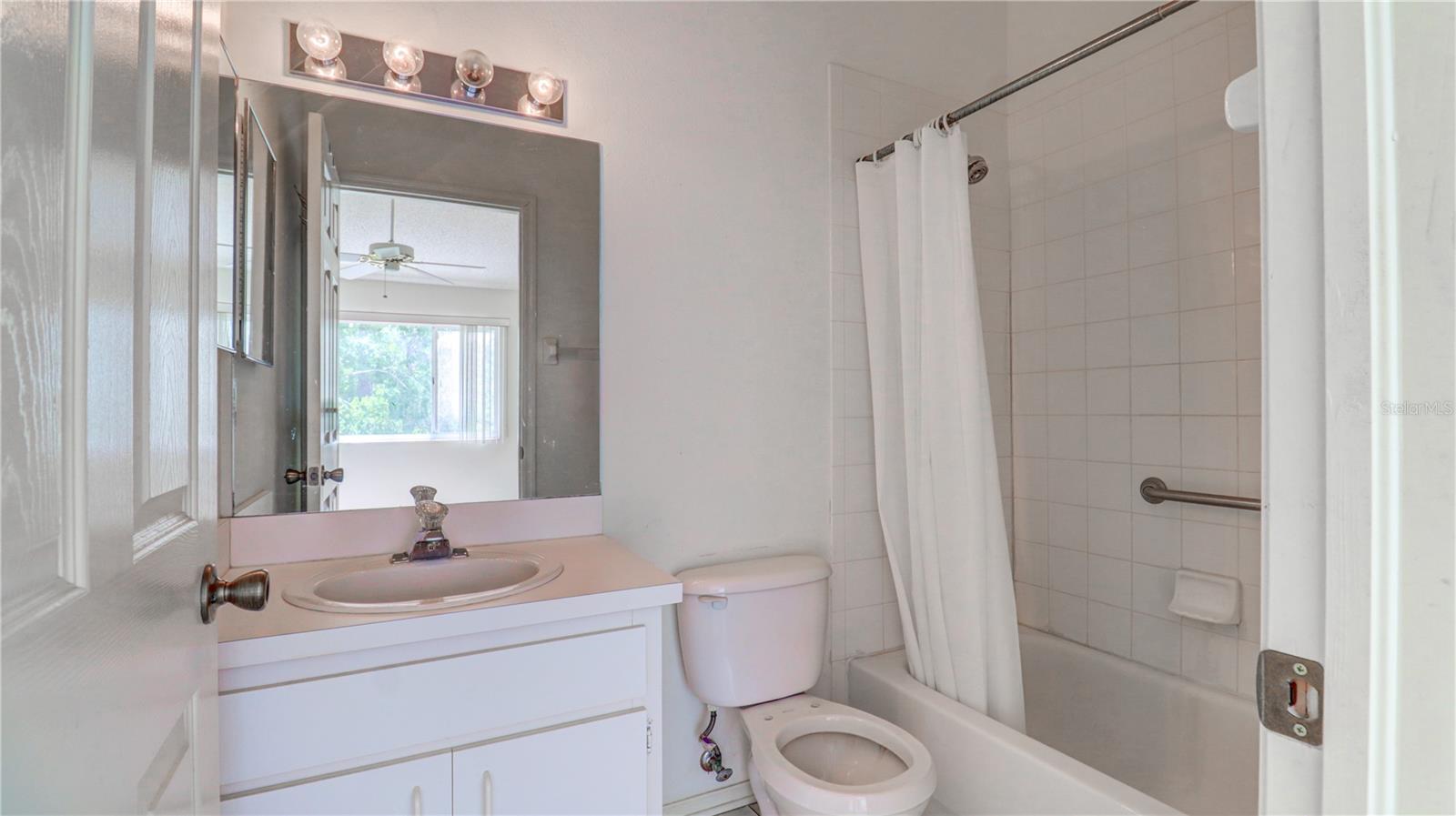 12306 BERKELEY SQUARE DR, TAMPA, FL, 33626
