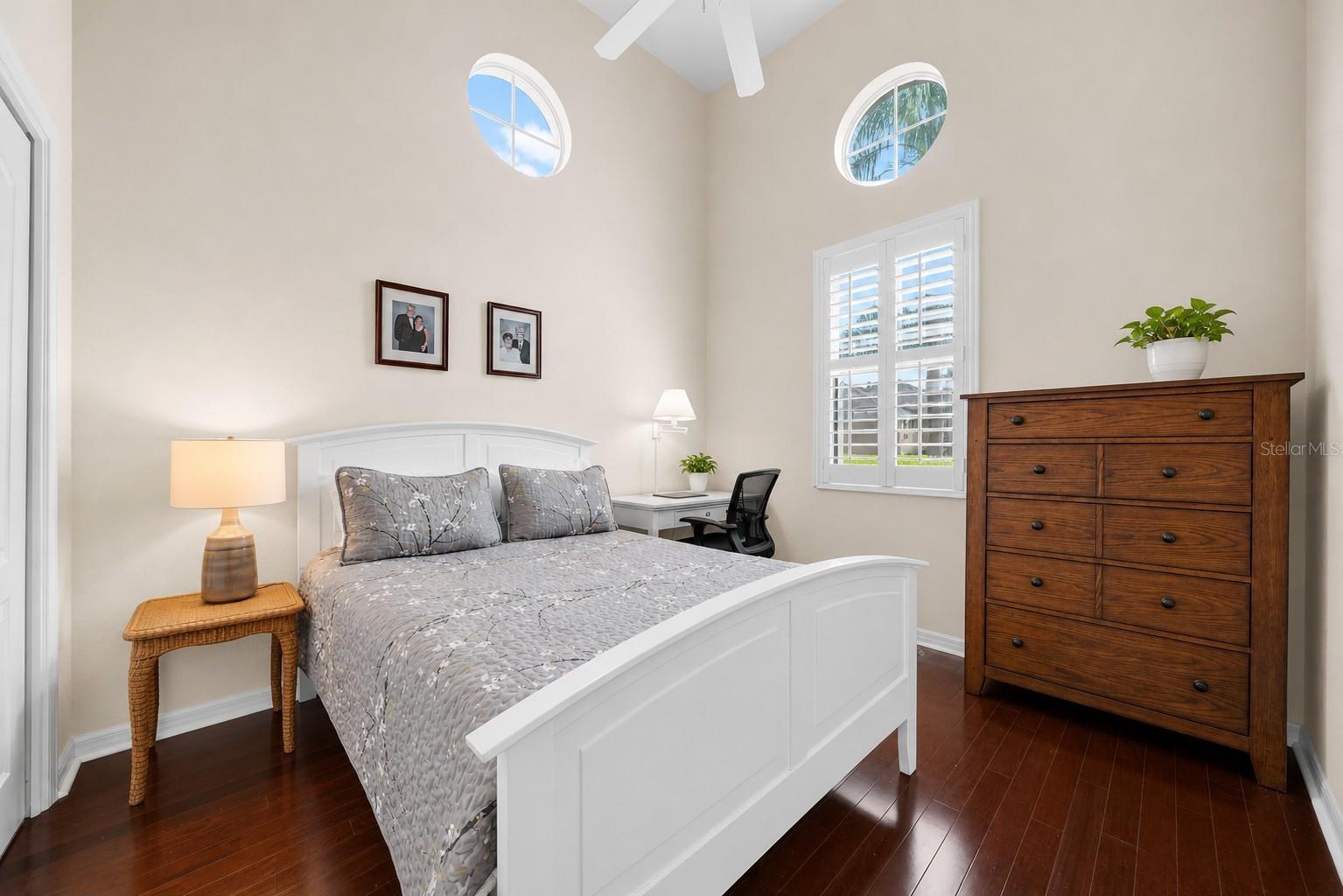 1252 LYNDHURST GREENS DR, SUN CITY CENTER, FL, 33573